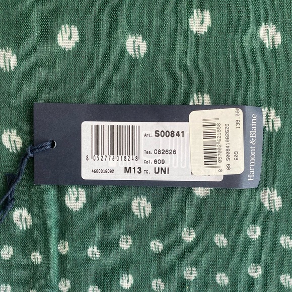 Harmony and Blaine lightweight scarf. - Picture 7 of 7